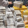 FOTO: Uhvaćeni sa više od 11.000 kubanskih cigara vrednih 20 miliona dinara - rekli da je to poklon