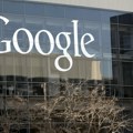 Gugl će morati da plati 700 miliona dolara zbog monopola u Plej prodavnici