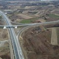 Meštani sela Zablaće blokirali radove na izgradnji autoputa zbog oduzete a neisplaćene zemlje