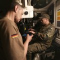 Mediji: Nemačka zbog Ukrajine obnavlja proizvodnju haubica PzH2000