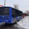 Više linija gradskih autobusa u Beogradu ne saobraća zbog leda na ulicama