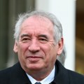 Pada vlada u Francuskoj?! Ogroman haos u Parizu, sprema se politički zemljotres!