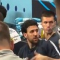 Ovo niste videli u prenosu! Kamera uhvatila Vasu Micića, a onda i jednog navijača! Čitava hala ostala u neverici zbog ovog…