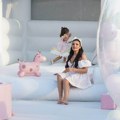 Tamara Milutinović slavi ćerkici 2. rođendan, sve je kao u bajci: Tu je i svekrva sa kojom je napravila tortu