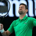Šok u Melburnu: Novak direktno u četvrtfinalu, Menšik se povukao sa Australijan opena