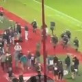 Slavlje torcide i ekstrema razbesnelo sever: Delije krenule ka gostujućem kavezu, policija u poslednjem trenu zaustavila haos!