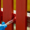 Ne farbajte ogradu u ovu boju: Jedan detalj drastično obara vrednost kuće