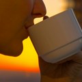 Izbor nutricionista: Najbolje piće posle večere za visok holesterol