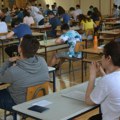 Osmaci ponovo na testovima: Danas na redu matematika, sutra izborni predmet