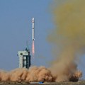 Kina lansirala rekordan 41 satelit na jednoj raketi