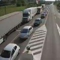 Stanje na graničnim prelazima Kamioni na Horgošu čekaju pet sati