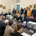 PIK: Predate izborne liste "Vojvođani - LSV" i koalicije "Nacionalno okupljanje" Dveri i Zavetnika