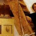Lopovi ukrali sliku slavnog crnogorskog umetnika vrednu na desetine hiljada evra: Evo šta su okačili umesto nje pre dolaska…