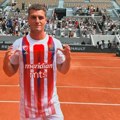Zvezdina titula se slavi i na Rolan Garosu: Francuski fudbaler i trener izašao na teren u dresu crveno-belih!