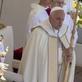 Papa Franjo se izvinio nakon homofobne uvrede