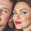 Nikola Rokvić posle devet godina braka izdao saopštenje Supruga Bojana je bila spremna na to, pevač doneo konačnu odluku