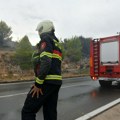 Udar groma izazvao ogroman požar u Dalmaciji: Na terenu veliki broj vatrogasaca