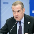 Medvedev upozorio Trampa: Ultimatum je korak ka ratu, ne idi putem "Pospanog Džoa"