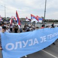 Novosađani stigli u Sremske Karlovce Zastave i podrška za prognane (video)