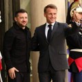 Makron dočekao Zelenskog u Parizu: Sve je spremno za sastanak od kog Putin strepi