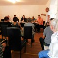 Na teren, oči u oči sa građanima Kako u Loznici gradsko rukovodstvo rešava probleme