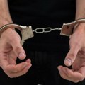 Pretio nožem radnici u prodavnici i uzeo pazar iz kase: Uhapšen muškarac (37) u Vrbasu