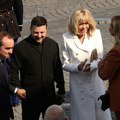 Detalji sa vojne parade koji je svima zapao za oko! Pogledajte reakciju Brižit Makron kada se srela sa Zelenskim u Parizu…