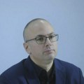 "Neko pokušava na nezakonit način da prijavi građane da glasaju u inostranstvu"