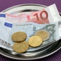 Ne budite škrtice, ali pazite da ih ne uvredite: Koliko bakšiša i u kojoj zemlji stvarno treba ostaviti sobaricama u hotelu