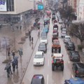 Veličanstven prizor na ulicama Čačka: Hiljade vozila na glavnoj ulici, kamioni snimljeni i u drugom delu grada