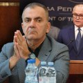 "Vesić i dalje štrajkuje glađu, pokušao sam da ga zaustavim" Zaštitnik građana Zoran Pašalić o poseti ministru u…