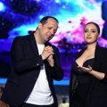 Naš pevač se ipak ne razvodi od 14 godina mlađe supruge? „Radilo se o trećoj osobi, u isto vreme sam…“