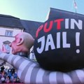 Moskva potvrdila kaznu nemačkom satiričaru, Tili dobio 8,5 godina zatvora (video, foto)