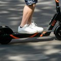 Agencija za bezbednost saobraćaja uputila apel roditeljima zbog električnih trotineta