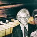 Neobičan put jednog klavira do aukcije: Bio je na akademiji Endija Vorhola, svirao ga Lenon, a onda mu se greškom kustosa…
