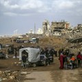 Izrael: U Gazu juče ušlo 157 kamiona humanitarne pomoći