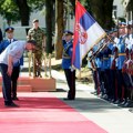 Vučić, vojska, obmane i laži