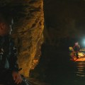 Ispod ulica Budimpešte krije se jedna od najvećih termalnih vodenih pećina na svetu koja je otvorena za ronioce (FOTO)