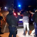 Policija otkrila pokušaj ilegalnog prevoza migranata do granice
