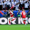 Kurir na finalu Lige šampiona! PSŽ - Arsenal: Englezi "parkirali autobus", Parižani nikako da dođu u šansu