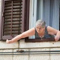 Bakin trik za rashlađivanje doma tokom letnjih vrućina zlata vredi: Ne troši struju, a može da pomogne kada temperature pređu…