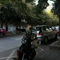 „Samo sam stao na minut“: Sva četiri migavca nisu dozvola – zbog toga nastaju gužve