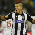 Zbog selidbe Mitrovića u Arabiju ruke trlja i Partizan, u Humsku stiže ozbiljan novac!