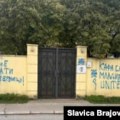 Na zidu Ambasade BiH u Podgorici 'osvanuo' grafit podrške genocidu u Srebrenici