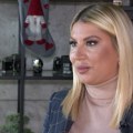 Ona je zamenila Deu Đurđević u jutarnjem: Voditeljka se nije pojavila u emisiji dan nakon što se saznalo da je trudna