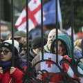 Od hiljada ljudi do nekoliko šatora: Šta je ostalo od protesta ispred parlamenta u Tbilisiju i zašto prizor podseća na Srbiju…