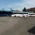Smederevo: Maloletnik nožem napao mladića u autobusu