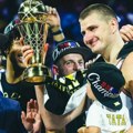 Vučić čestitao Jokiću koji je sa Denverom osvojio titulu NBA šampiona