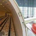 Prva u Evropi — JAT tehnika pretvorila „boing 767“ iz putničkog u teretni avion /foto/