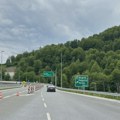 Kamion sleteo s kolovoza Zatvoren deo autoputa kod Sremske Mitrovice